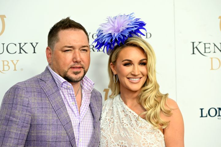 Jason and Brittany Aldean in May 2022.