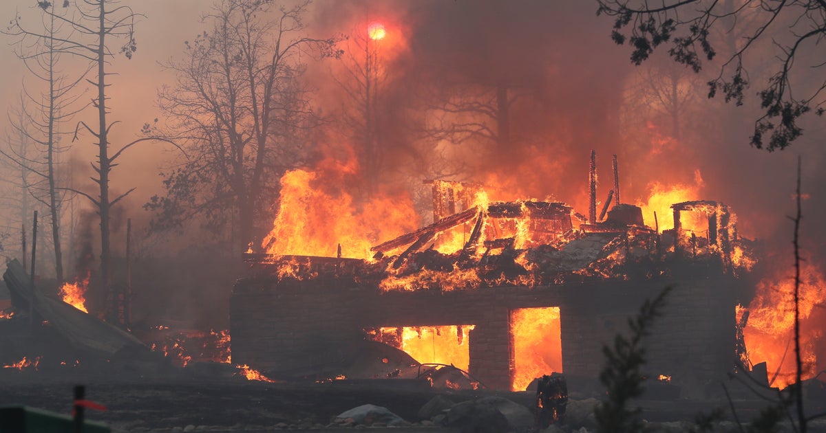 Several people injured, thousands flee as wildfires rage in Northern California