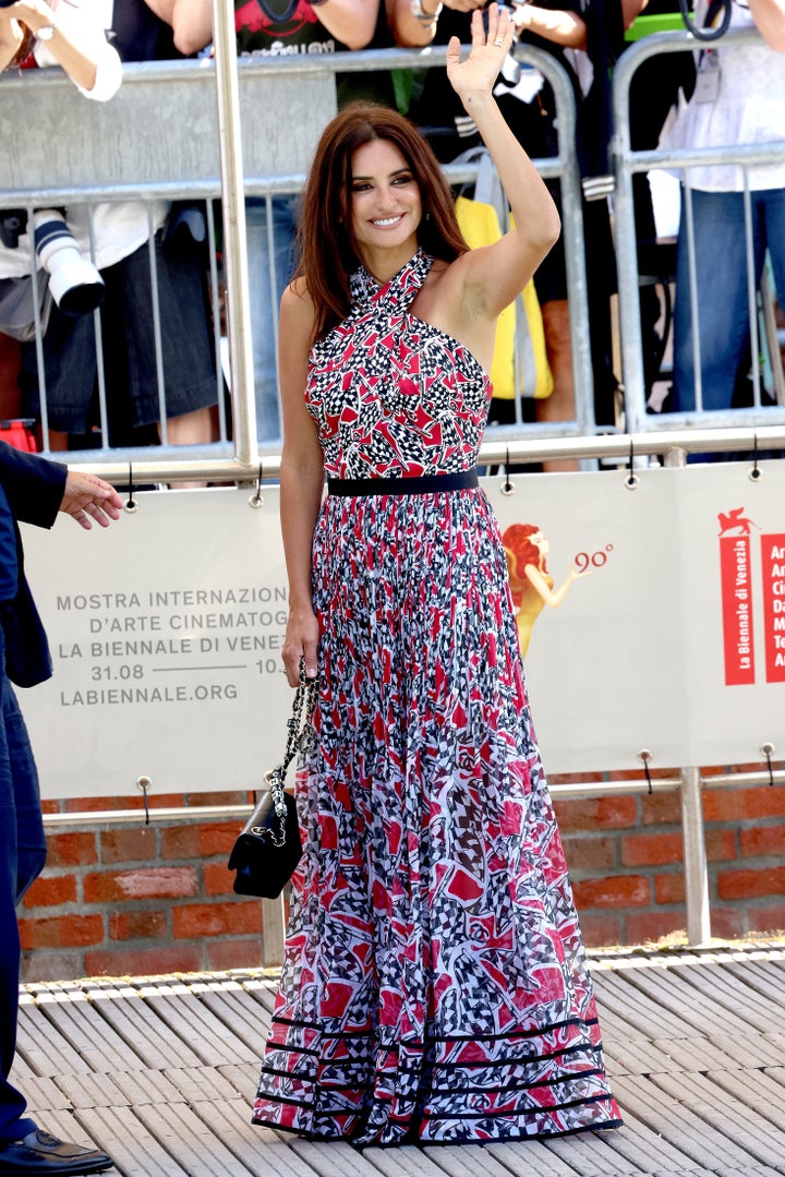 Penélope Cruz en la sesión de fotos de 'L'immensità' en el Festival de Venecia.