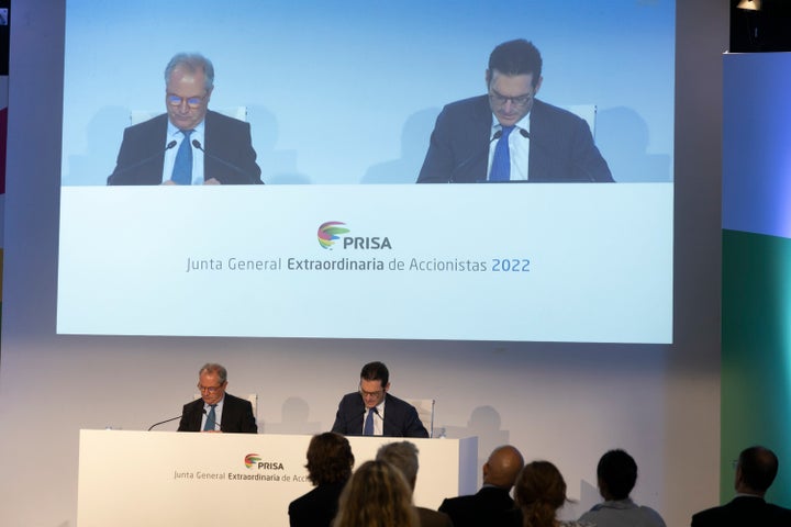 Madrid, 7 de septiembre de 2022. Junta Extraordinaria de Accionistas del Grupo Prisa, celebrada en la sala de encuentros de EL PAÍS. Intervienen Joseph Oughourlian, presidente del Consejo de Administración, y Pablo Jiménez de Parga, secretario del Consejo.