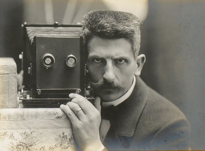 Φρεντ Μπουασονά (1858-1946). Αυτοπροσωπογραφία με διοπτική κάμερα, 1900.
