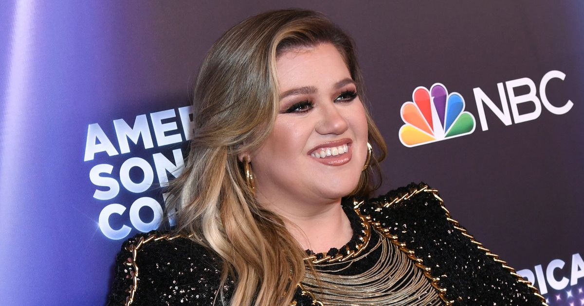 Kelly Clarkson Confirms Her Long-Awaited 'Divorce Album' Is On The Way