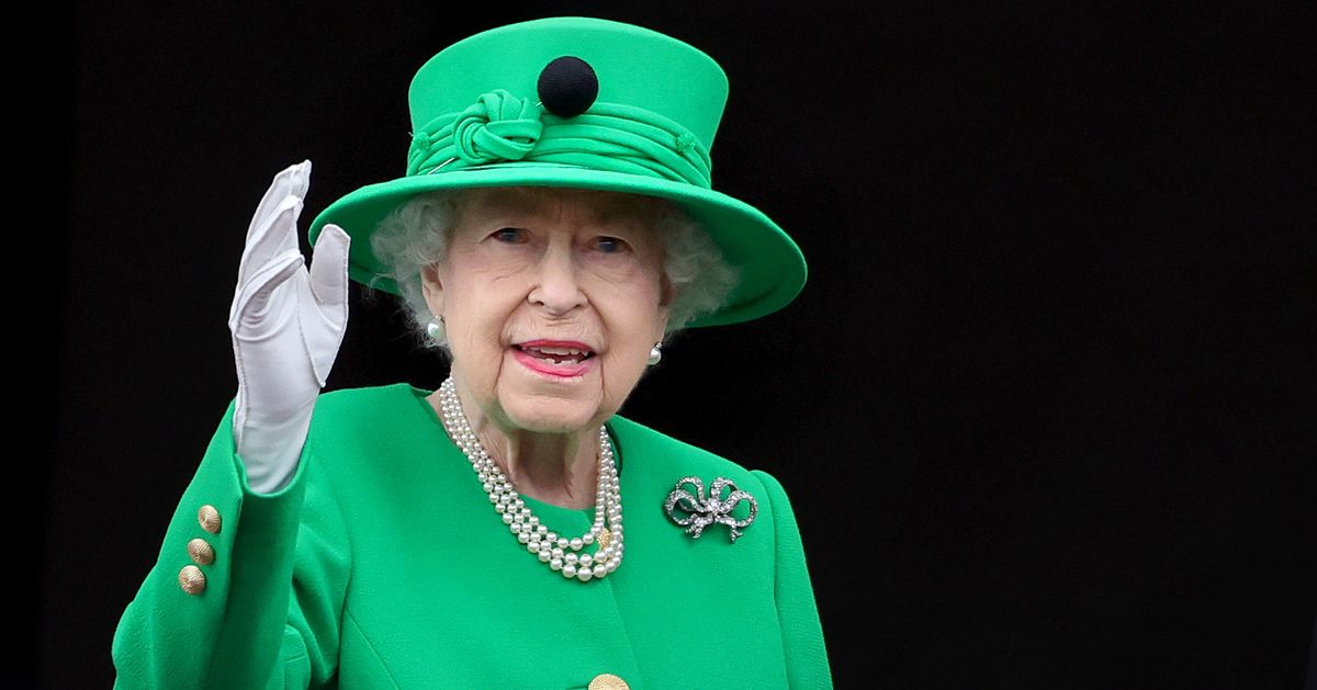 World Leaders, Celebrities Mourn Death Of Queen Elizabeth II