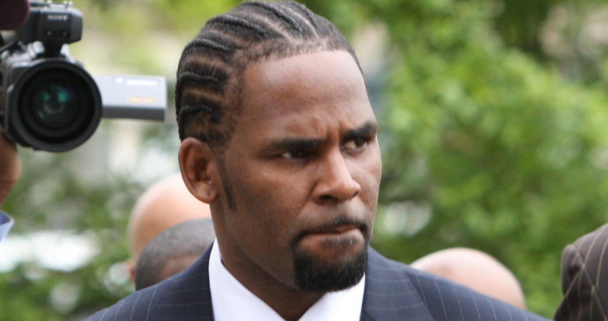 Ex-Employee Testifies He Now Doubts R. Kelly Abuse Denials | HuffPost ...