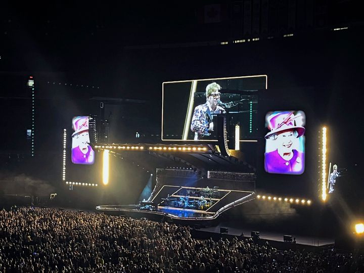 Elton John told the crowd that Queen Elizabeth II's "spirit lives on, and we celebrate her life tonight with music."