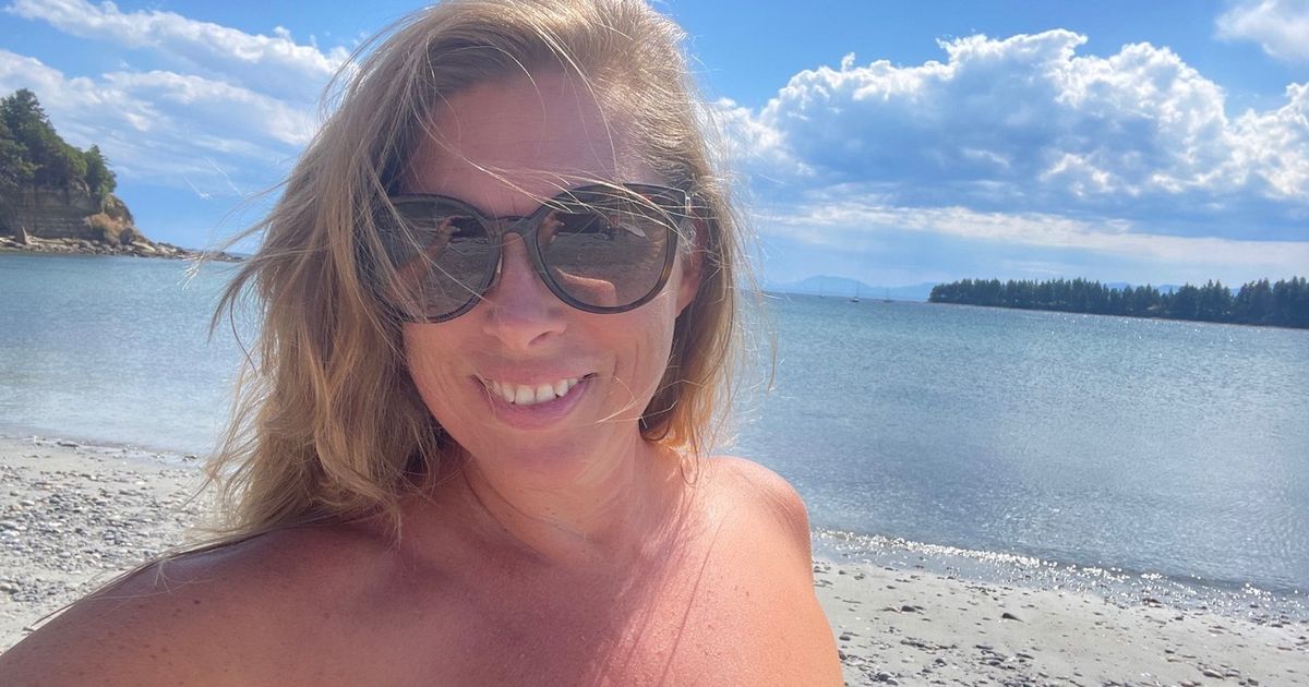 Average Girls Topless Beach Tits - I Raised My Kids On A Nude Beach â€” And I'd Do It Again In A Heartbeat |  HuffPost HuffPost Personal