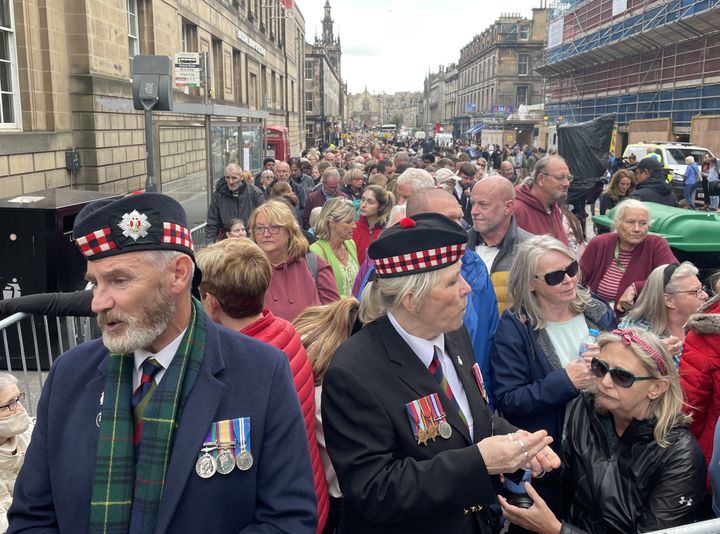 Members of the public queuing to enter St Giles' Cathedral, Edinburgh, to view and pay their respects to Queen Elizabeth II's coffin. Picture date: Monday September 12, 2022.