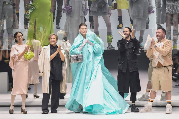 Silvia Fendi (second from left), Linda Evangelista (center), Marc Jacobs and Kim Jones locomotion  the runway during the Fendi Ready to Wear Spring/Summer 2023 manner  show.