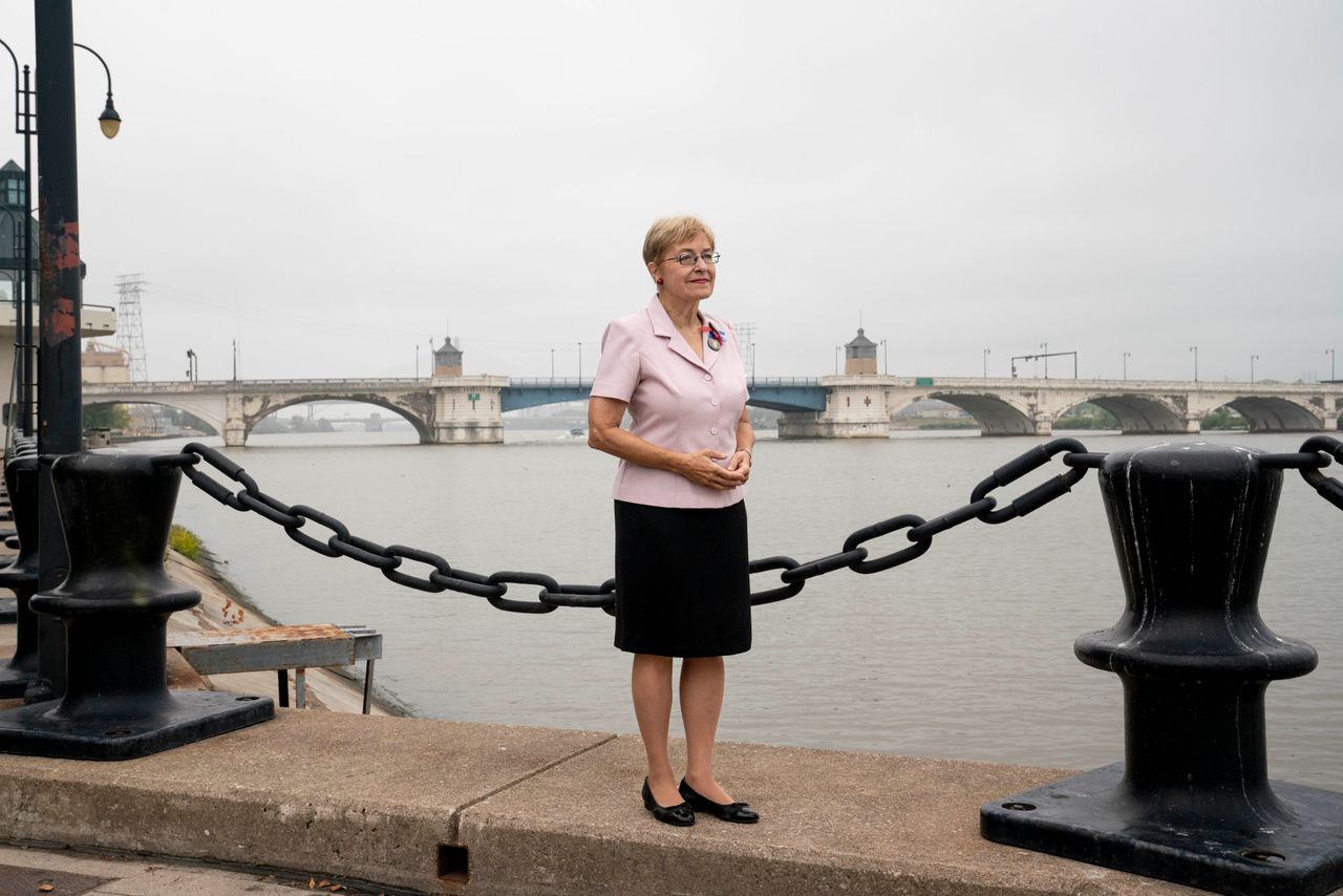 Marcy Kaptur, who represents Toledo, Ohio, in the U.S. House of Representatives, is the longest-serving woman in that chamber.