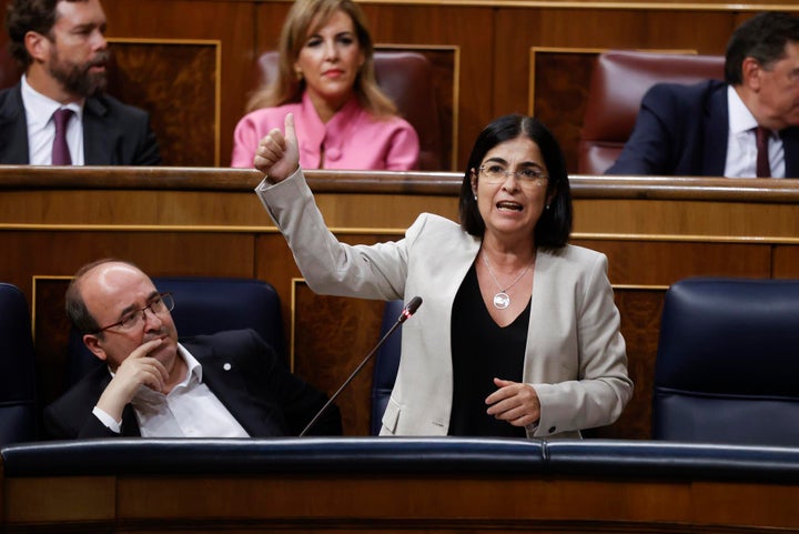 La ministra de Sanidad, Carolina Darias, este miércoles durante la primera sesión de control al Gobierno del curso político.