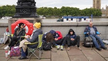  People Are Standing In A Miserable, Miles-Long Line To Say Goodbye To Queen Elizabeth