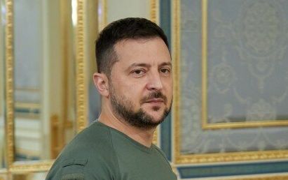 Ukraine President Volodymyr Zelenskyy suffered no serious injuries from a car crash early Thursday morning in Kyiv.