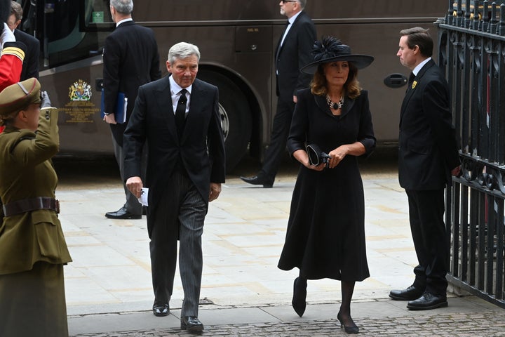 Los padres de Kate Middleton, en Westminster.