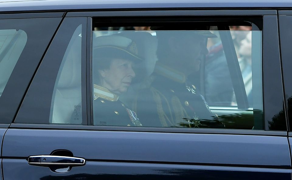 Prince William And Prince Harry Walk Side-By-Side For Queen Elizabeth's Funeral Procession - abc news - Politics - Public News Time