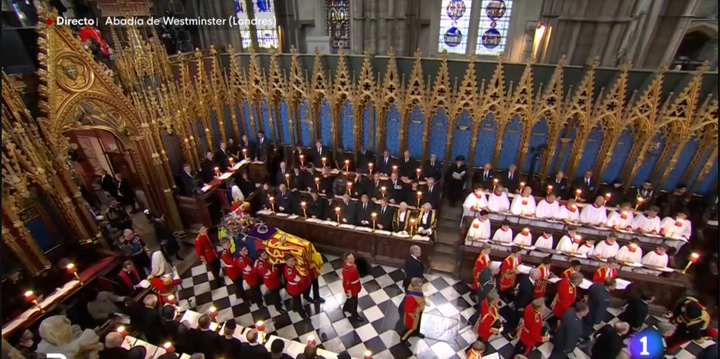 Inicio del funeral de estado.