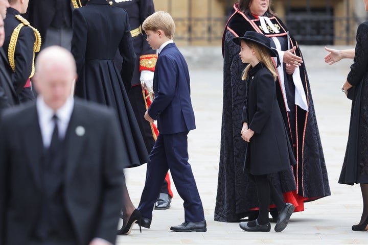 See Princess Charlotte Crying at Queen Elizabeth's Funeral - Parade