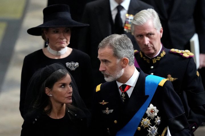 Felipe VI y Letizia durante el funeral de Estado de Isabel II.