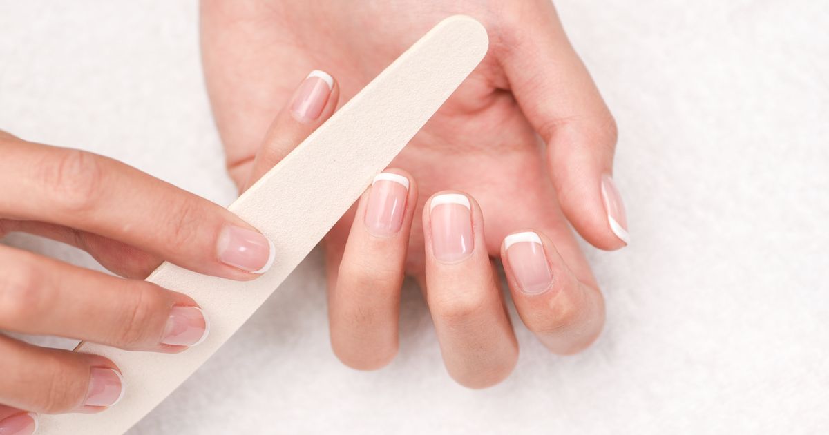 Nail Slugging: The TikTok Trend That Will Put An End To Dry Brittle Nails.jpg