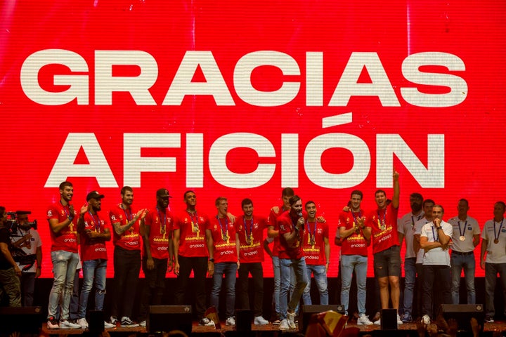 La selección española de baloncesto celebra su triunfo en el Eurobasket 2022 en el Wizink center de Madrid