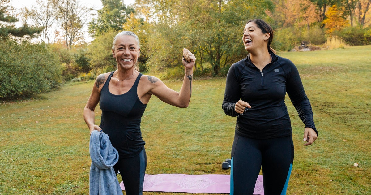 8 Strength-Building Exercises That Don’t Require Lifting Weights 8 Strength-Building Exercises That Don’t Require Lifting Weights