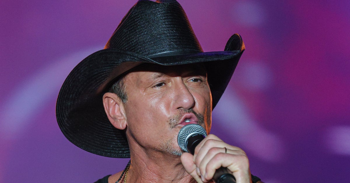 Tim McGraw fell off the stage during a concert. Again. (But that’s fine!)