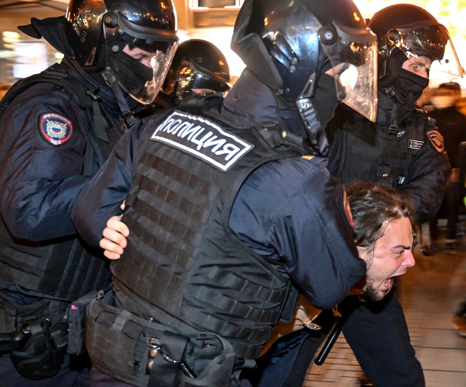 Qué hay detrás del movimiento Vesná, germen de las protestas masivas contra Putin (huffpost) movimiento Vesná