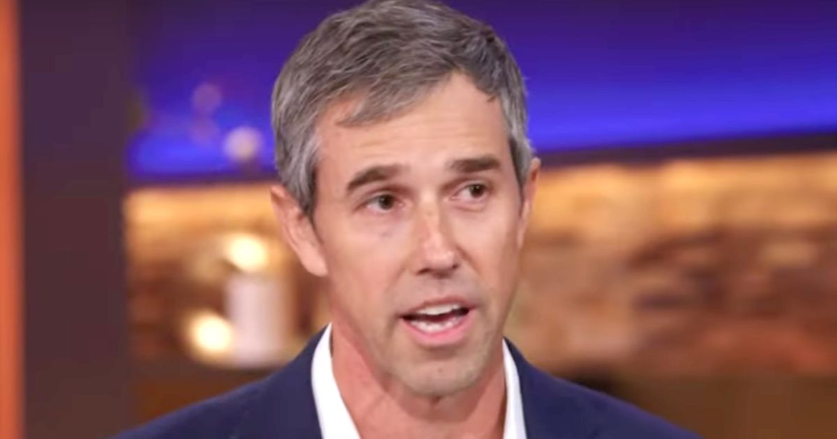 Beto O'Rourke Shreds Greg Abbott's Ugly Migrant 'Stunts'