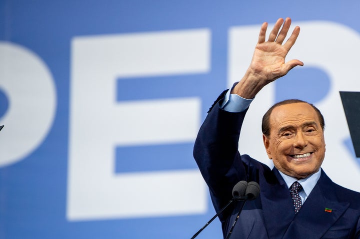 Berlusconi en un acto de campaña.