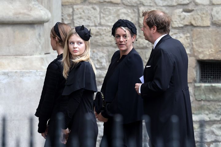 Laura Lopes y Tom Parker Bowles, en el funeral de Isabel II.