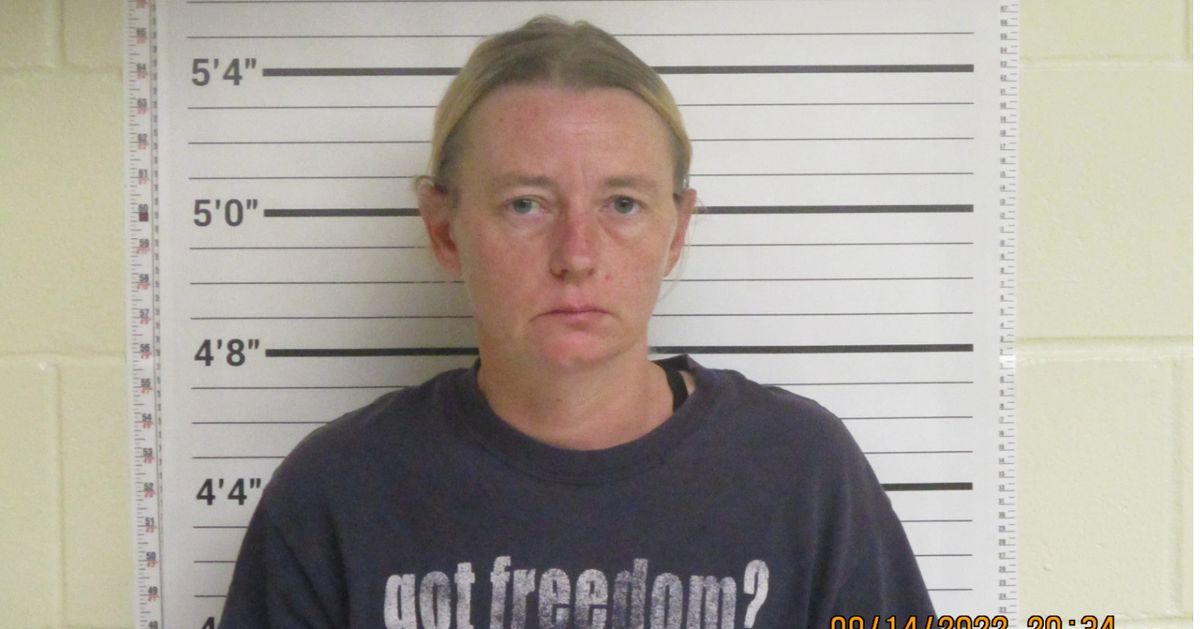 North Dakota Woman Charged After Bringing Raccoon Into Bar.jpg
