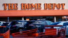 Home Depot Workers Look To Form Chain’s First Union