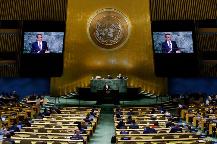 Ο Πρωθυπουργός της Ελλάδας Κυριάκος Μητσοτάκης ομιλεί στην 77η σύνοδο της Γενικής Συνέλευσης των Ηνωμένων Εθνών στα κεντρικά γραφεία του ΟΗΕ, Παρασκευή 23 Σεπτεμβρίου 2022. (AP Photo/Jason DeCrow)