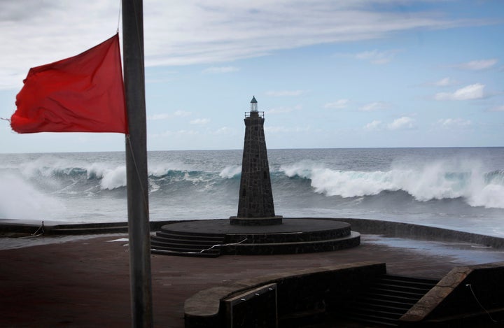 Foto de archivo del oleaje en Tenerife.