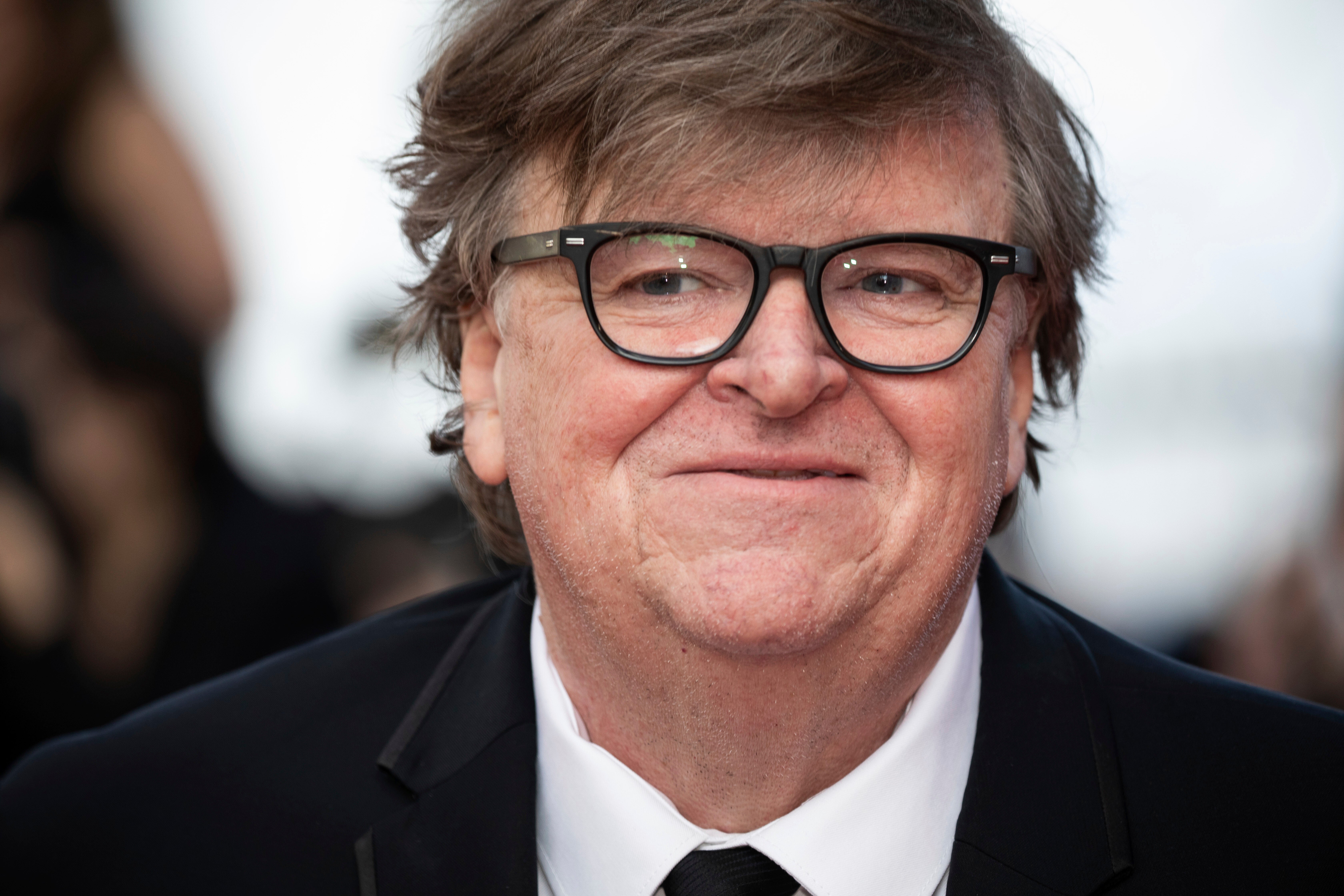 huffpost.com - Mary Papenfuss - Bring Beer,' Friends And Vote: Michael Moore Predicts Midterm Victory For Democrats