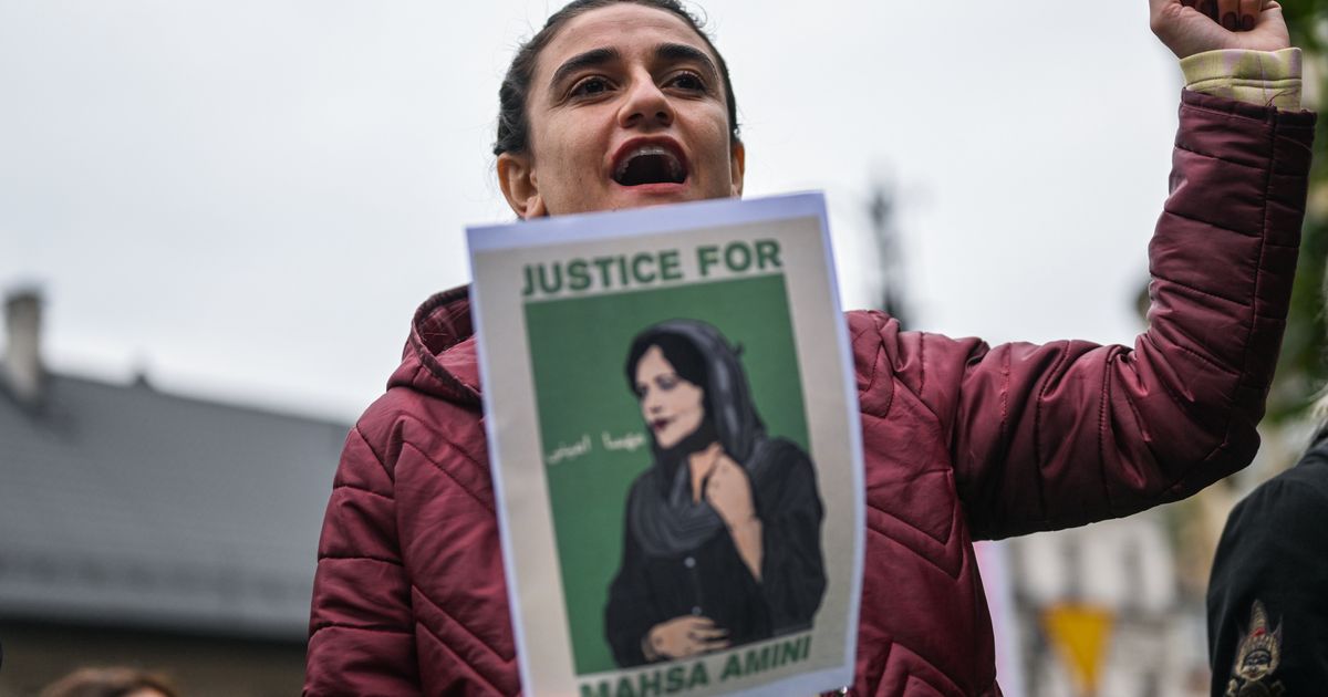 On TikTok, Mahsa Amini's Death Has Sparked A Powerful Protest