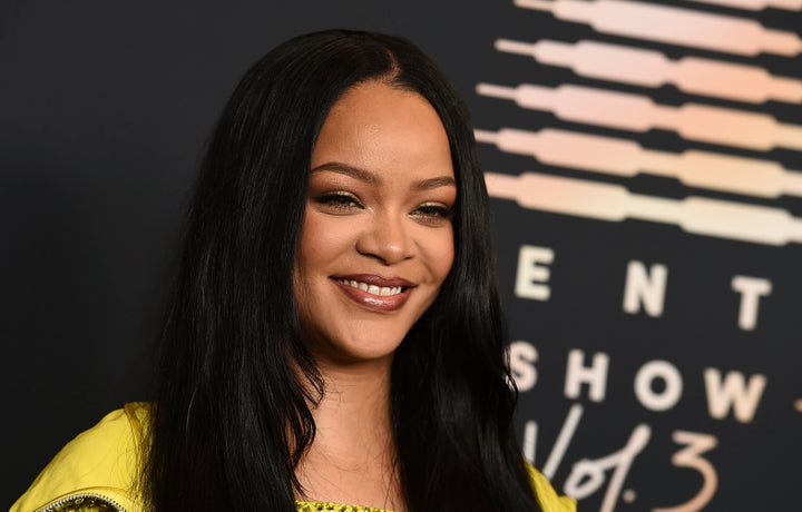 Rihanna surprises Super Bowl 2023 Halftime Show attendees with