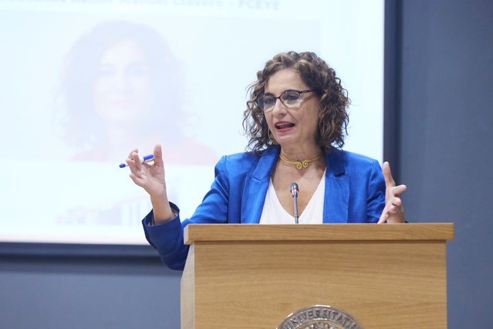 María Jesús Montero.