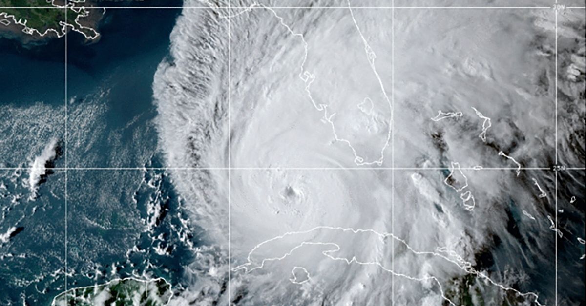 Hurricane Ian Barrels Toward Florida, Threatening Damaging Floods And High Winds