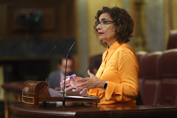 La ministra de Hacienda, María Jesús Montero, en el Congreso.