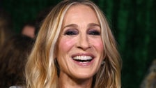 Sarah Jessica Parker Shows Off Her Twin Daughters In Rare Family