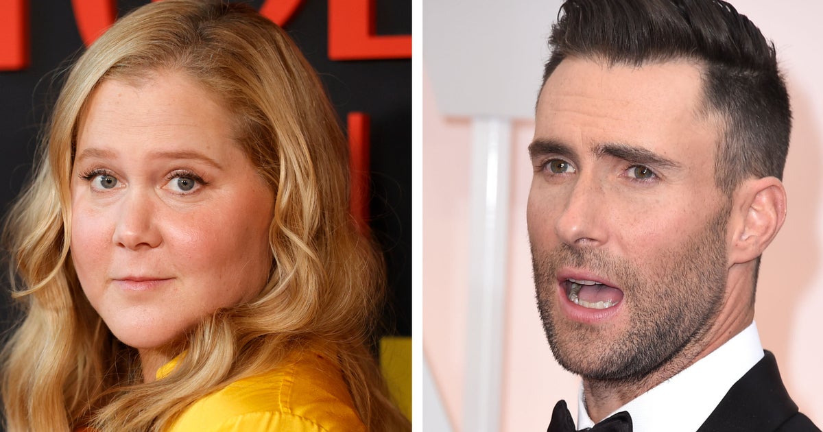 Amy Schumer Jokes About Adam Levine And How 'Weird' It Is To Sleep With One's Spouse - Vimarsana News