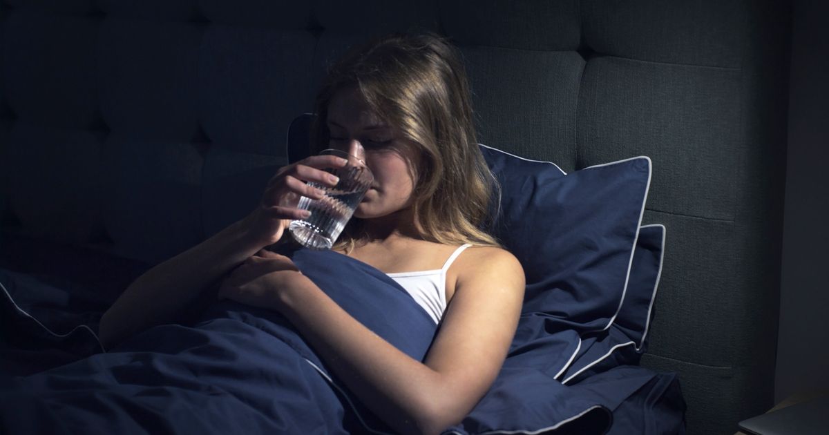 what-time-you-should-stop-drinking-before-bed-huffpost-life