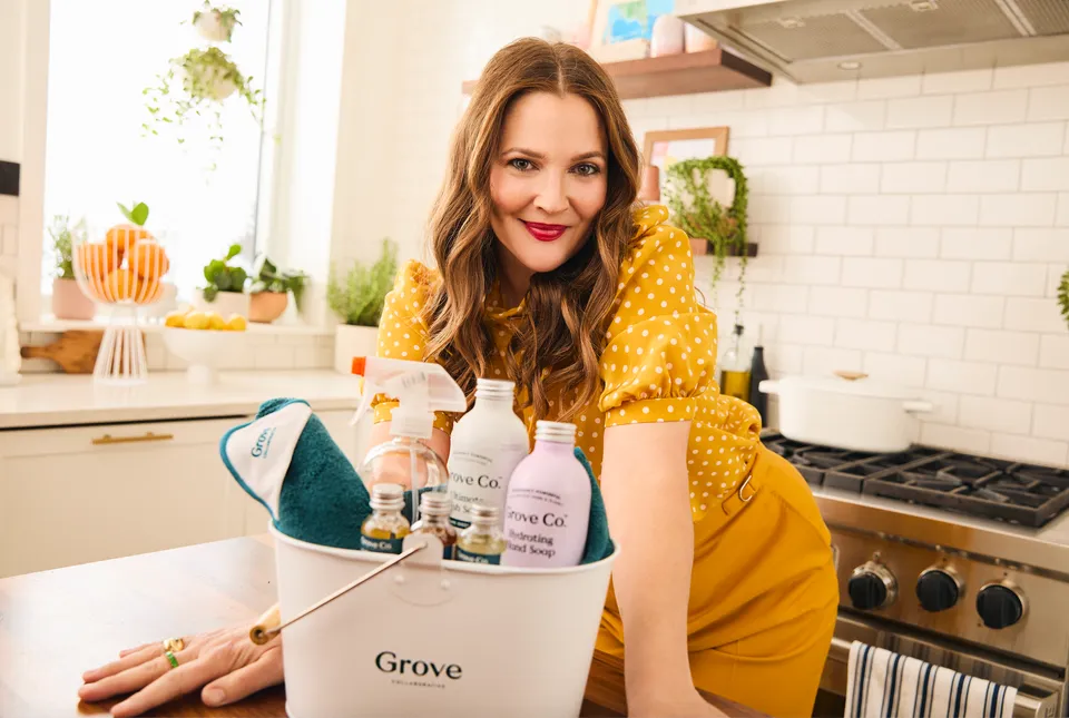 Drew Barrymore spins around kitchen with butt in mixing bowl