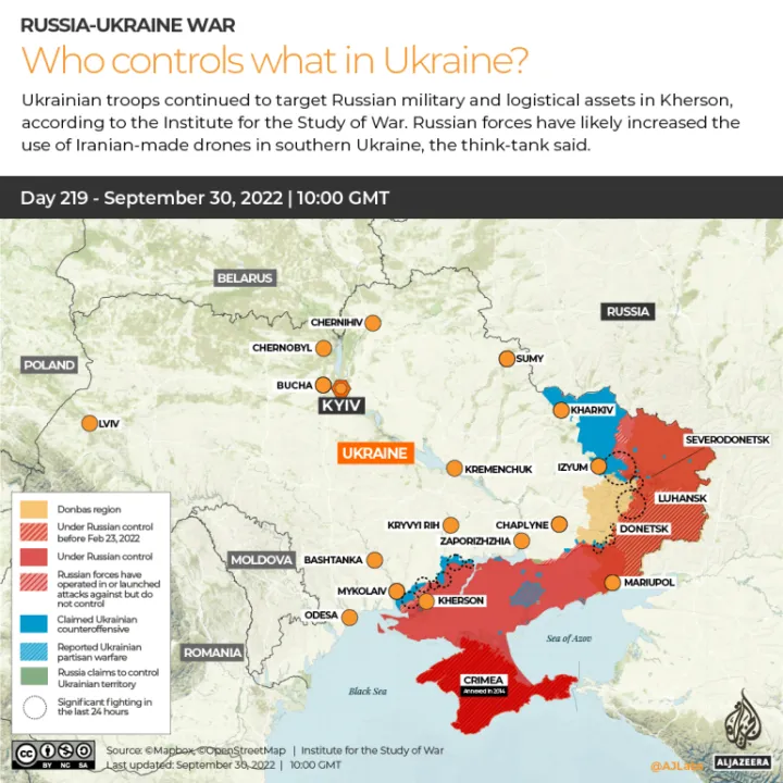 Mε κόκκινο χρώμα οι περιοχές της Ουκρανίας που ελέγχονται μερικώς ή πλήρως από τους Ρώσους και με μπλε τα εδάφη που ανακαταλαμβάνουν οι ουκρανικές δυνάμεις (30/9/2022)