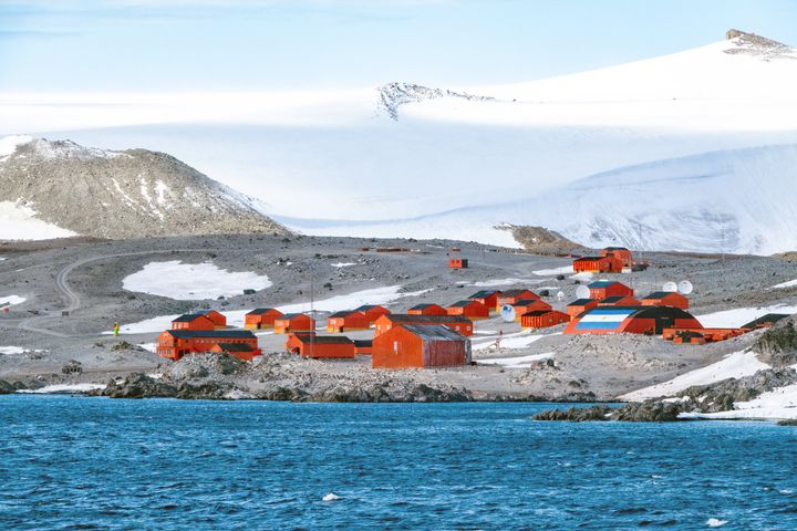 南極の観測基地のイメージ写真（本文中の基地とは関係ありません）