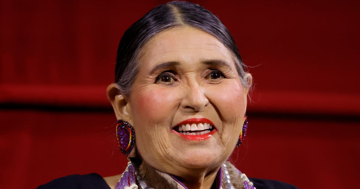 Sacheen Littlefeather, Native American Activist Who Turned Down 1973 Oscar, Dies Sacheen Littlefeather, Native American Activist Who Turned Down 1973 Oscar, Dies