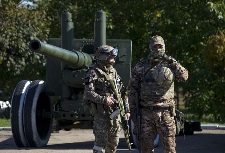 Soldados rusos en la región ucraniana anexionada por Rusia de Donetsk. 