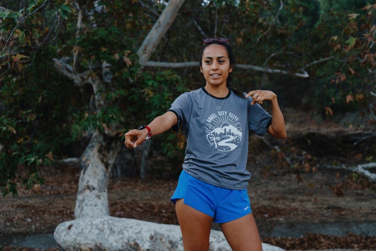 Team member Grace Zamudio explains the route at a recent ACE run in Los Angeles.