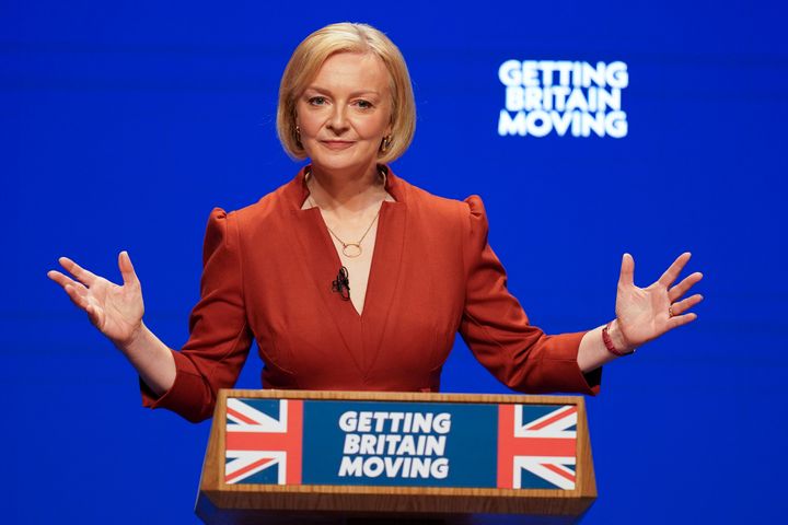Liz Truss walked on stage to 'Moving on Up' by M People.