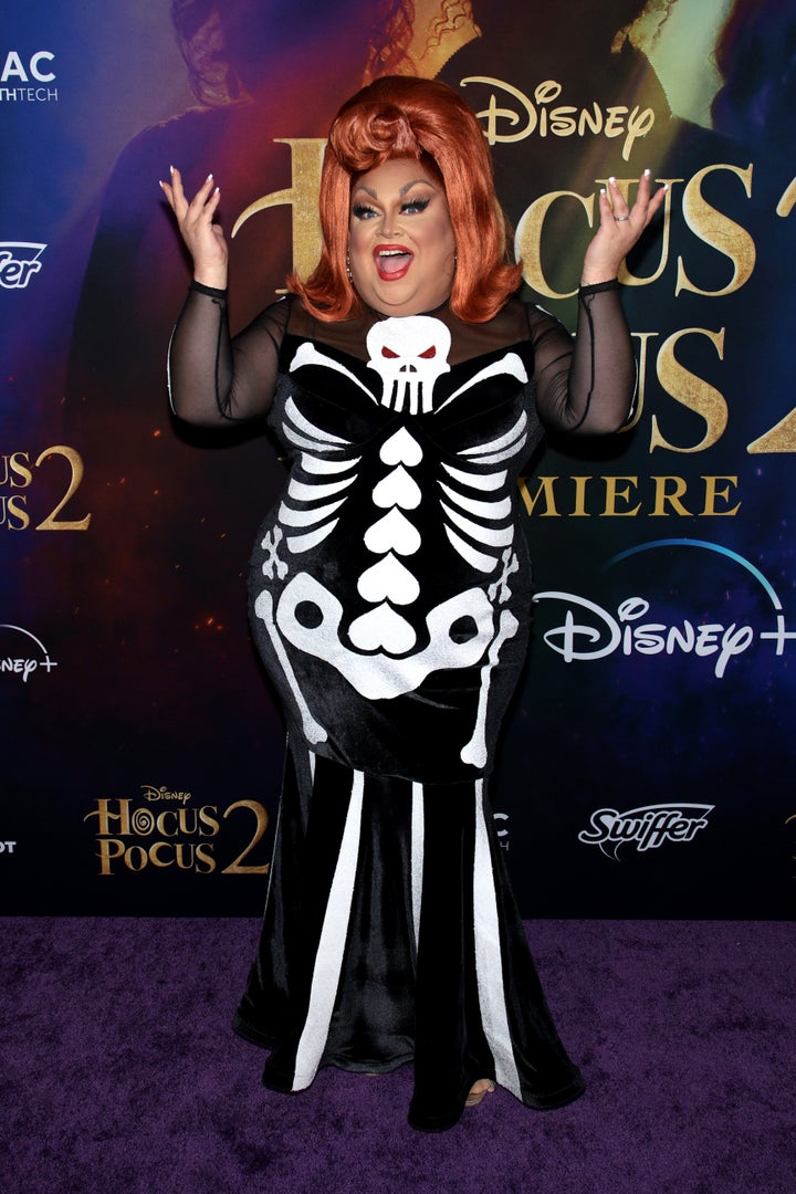 “She’s my new drag mom,” Minj said of her "Hocus Pocus 2" co-star Bette Midler. 